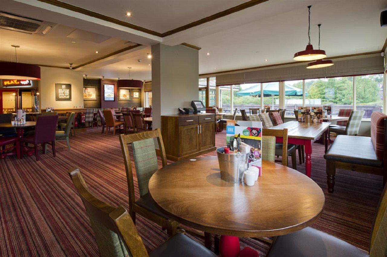 Premier Inn Sheffield/Barnsley Kültér fotó