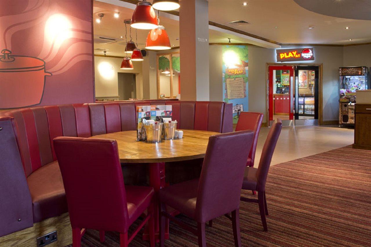 Premier Inn Sheffield/Barnsley Kültér fotó