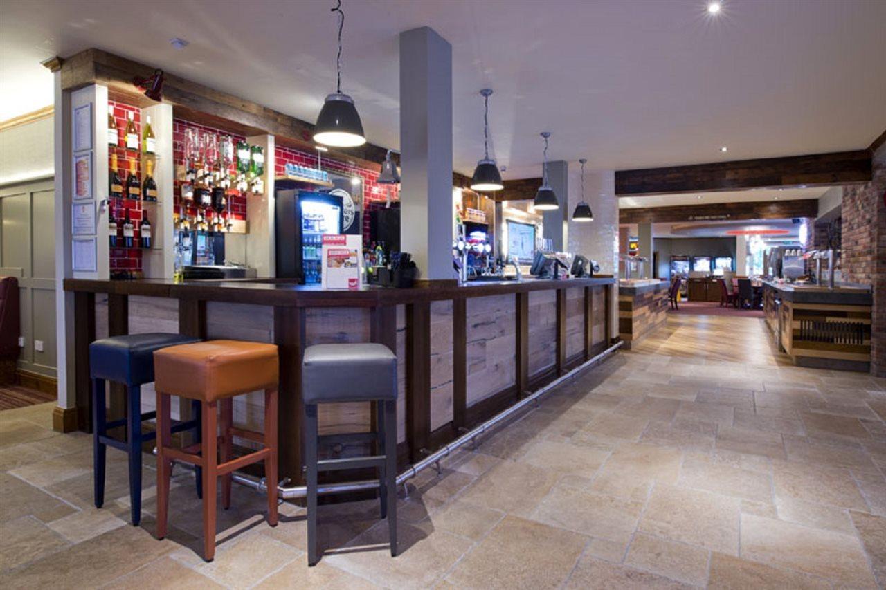 Premier Inn Sheffield/Barnsley Kültér fotó
