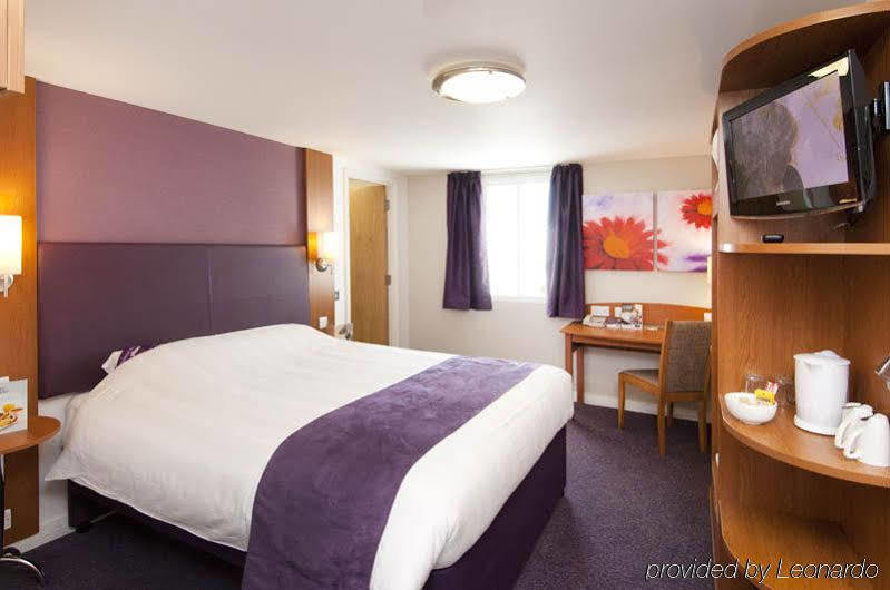 Premier Inn Sheffield/Barnsley Kültér fotó